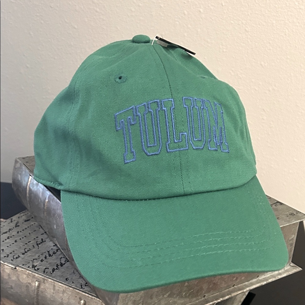 Old Navy Green Tulum Cap